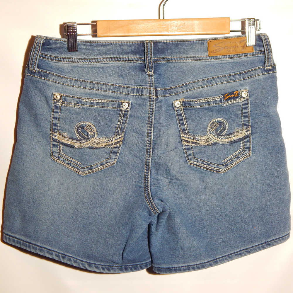Seven denim shorts Size 10 - Picture 2 of 4